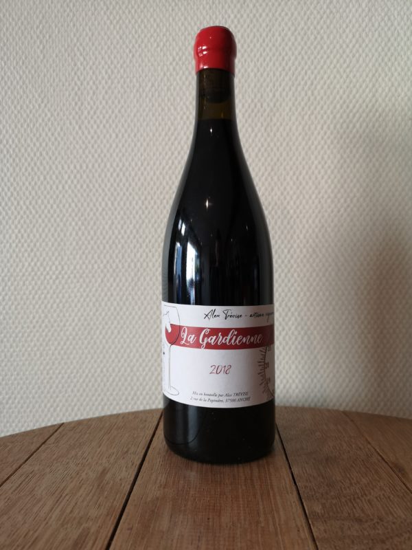 vin rouge bouteille gardienne chinon